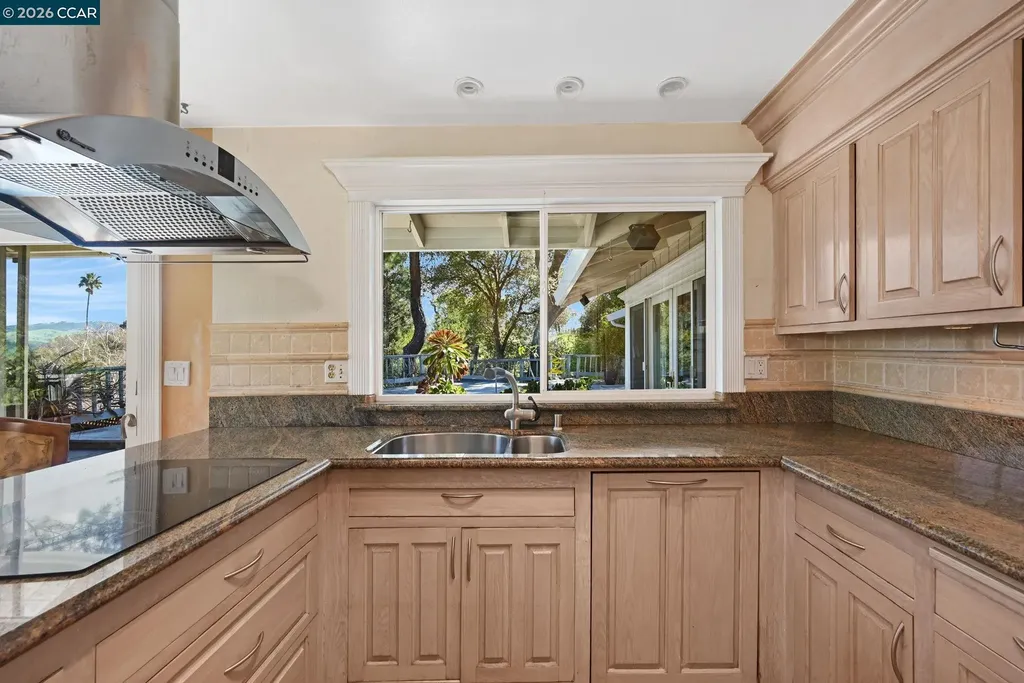 221 Loch Lomond Way Danville CA 94526