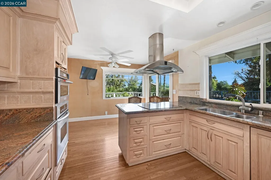 221 Loch Lomond Way Danville CA 94526