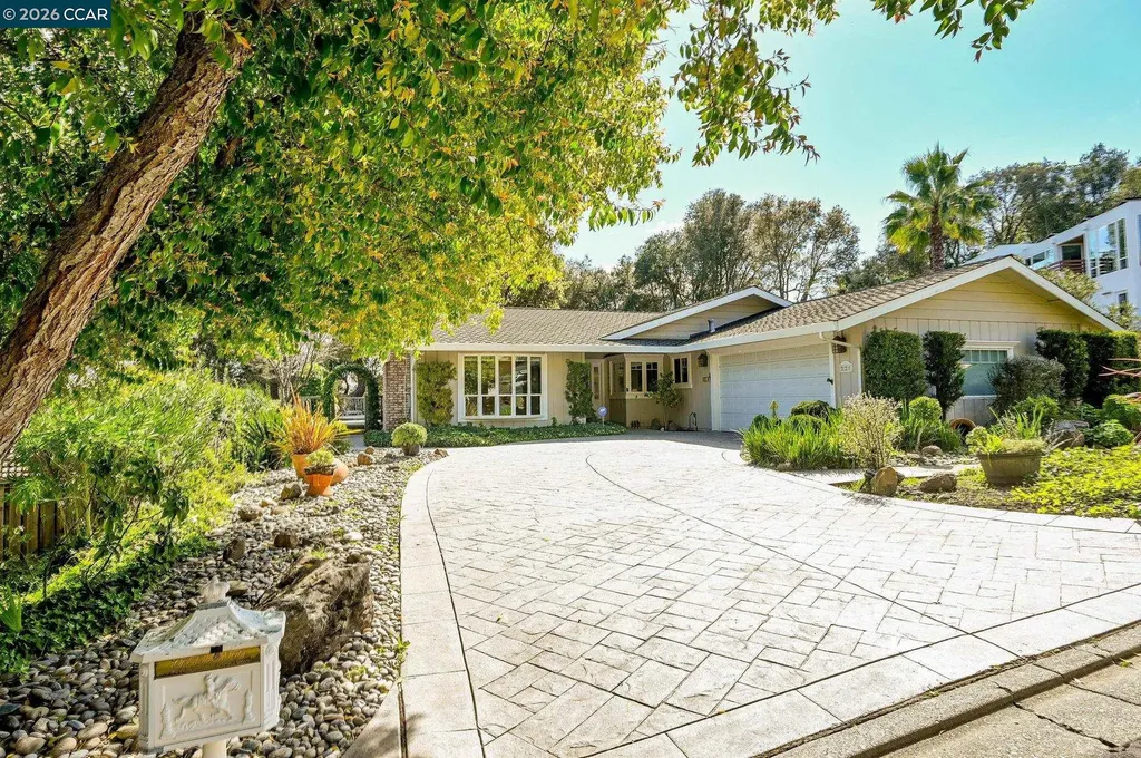 221 Loch Lomond Way Danville CA 94526