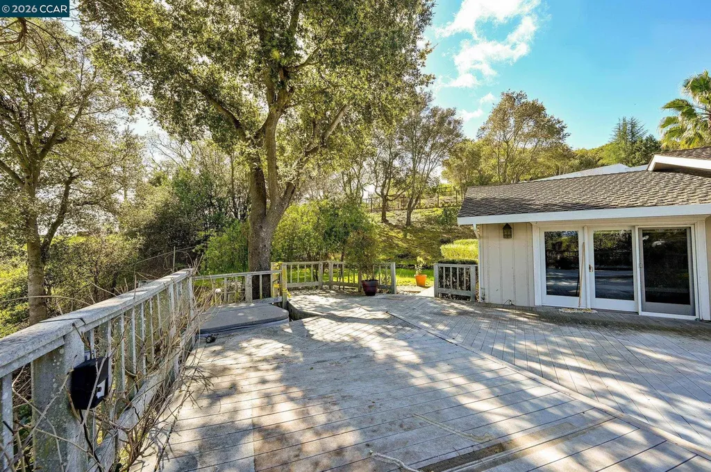 221 Loch Lomond Way Danville CA 94526