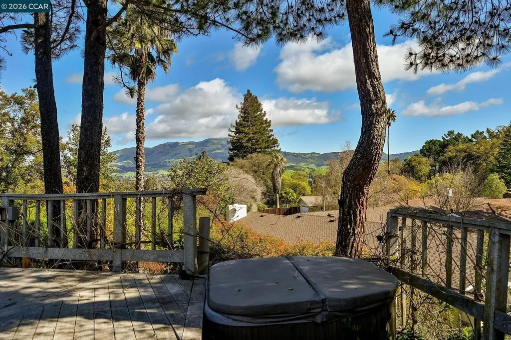 221 Loch Lomond Way Danville CA 94526