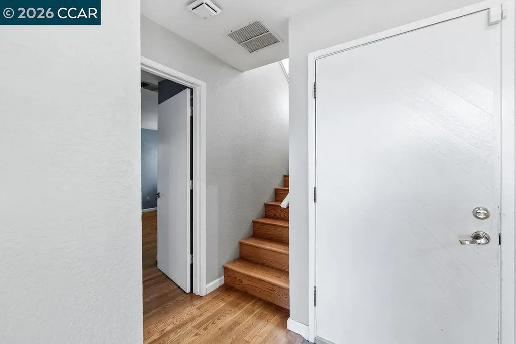 1250 Redwood Court Dixon CA 95620