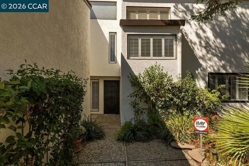 1250 Redwood Court Dixon CA 95620