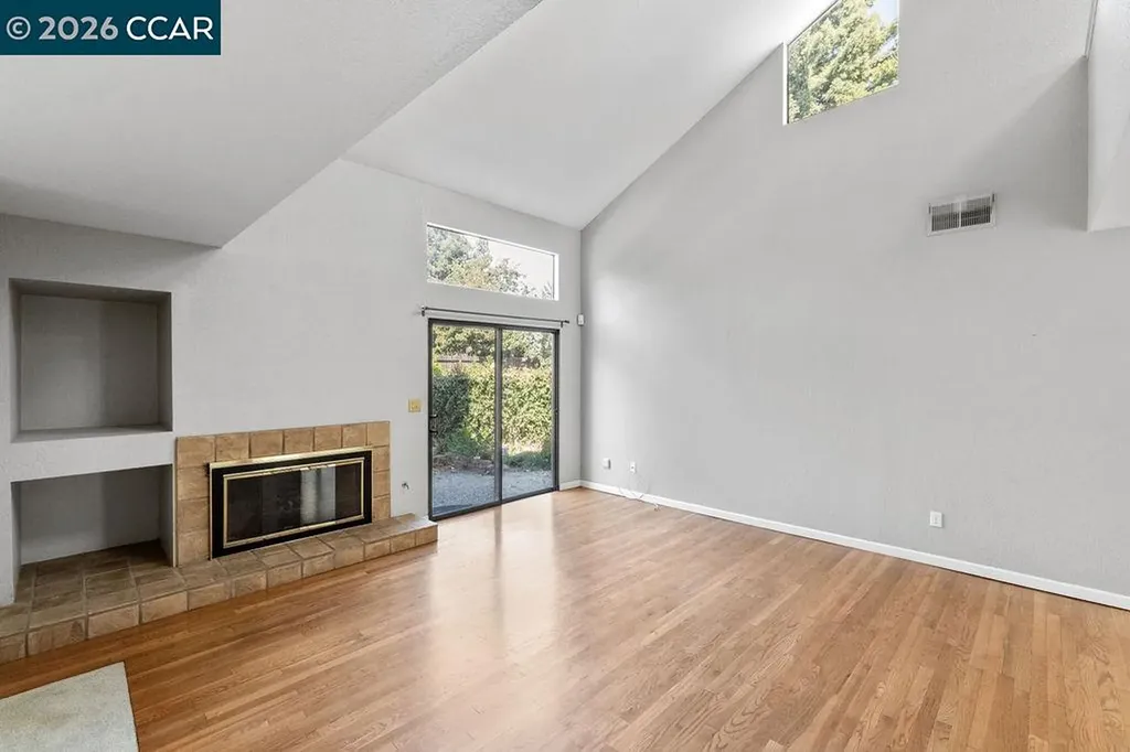 1250 Redwood Court Dixon CA 95620