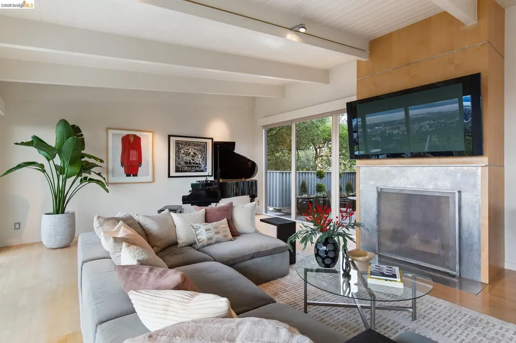 2 Gravatt Drive Berkeley CA 94705