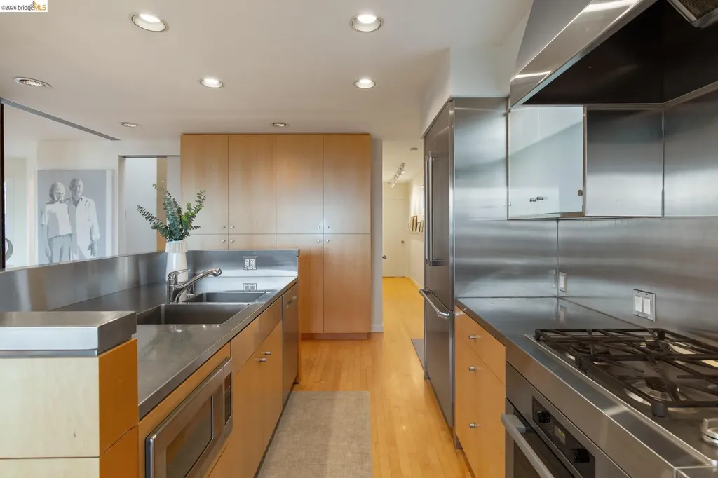 2 Gravatt Drive Berkeley CA 94705