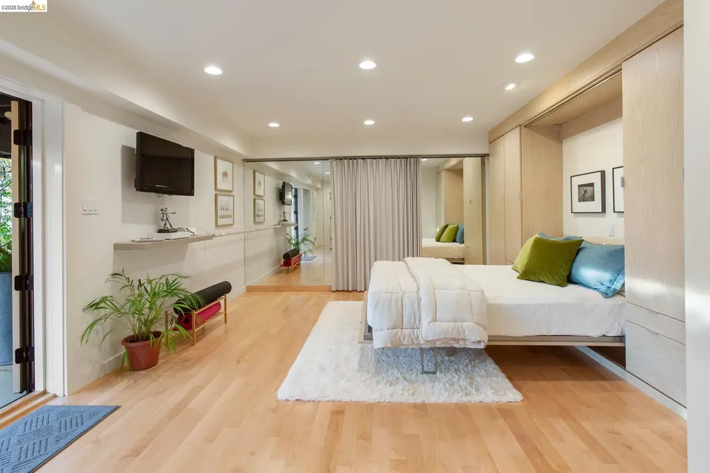 2 Gravatt Drive Berkeley CA 94705