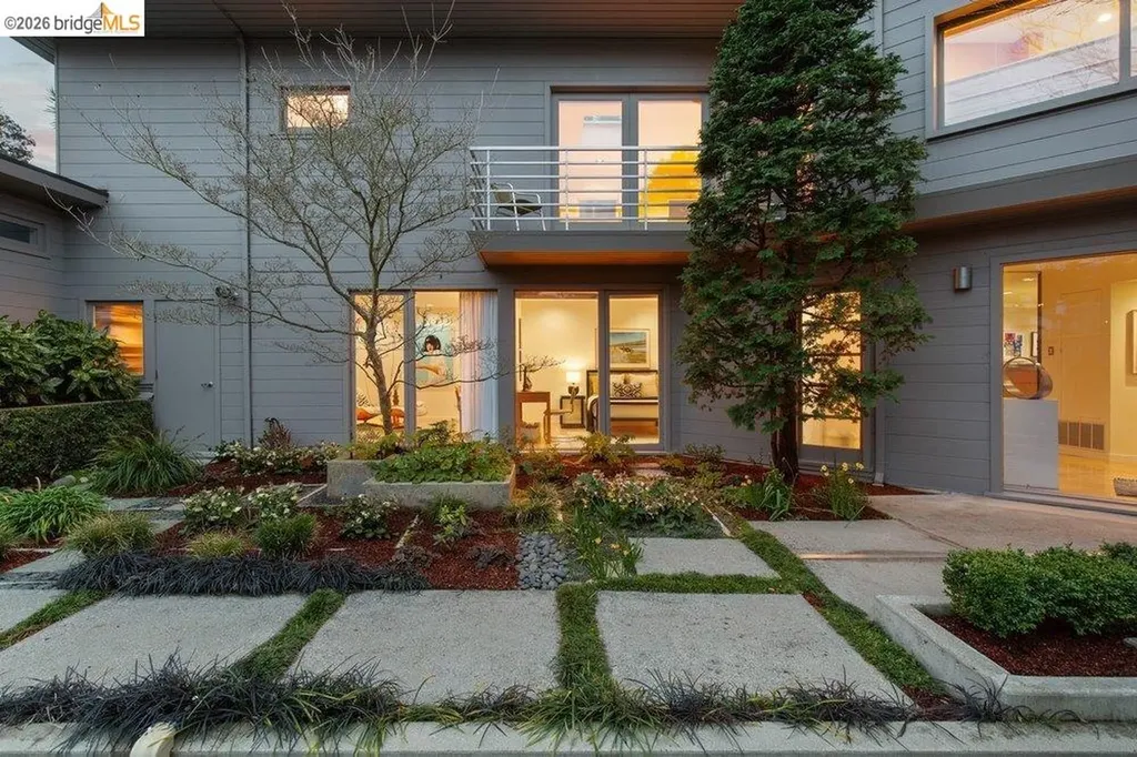 2 Gravatt Drive Berkeley CA 94705