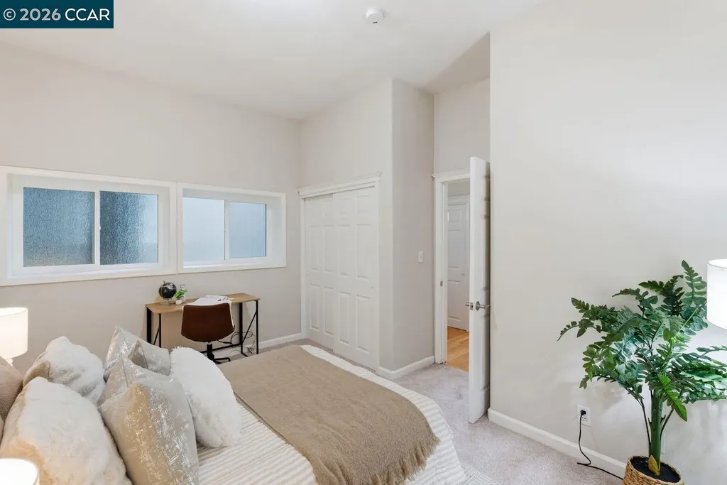 7075 Elverton Drive Oakland CA 94611