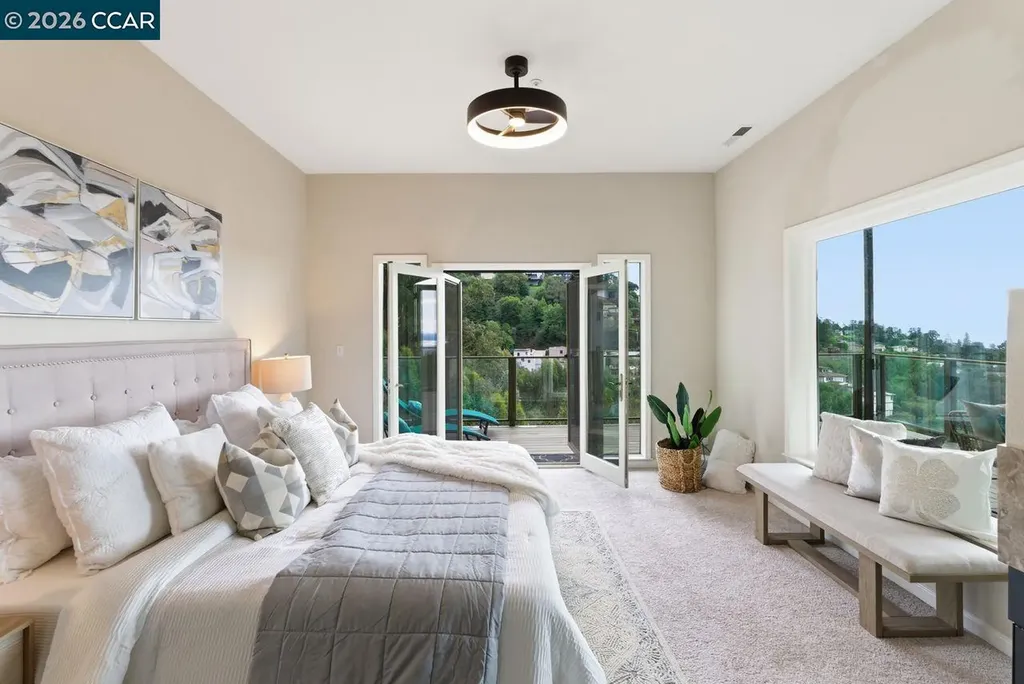 7075 Elverton Drive Oakland CA 94611