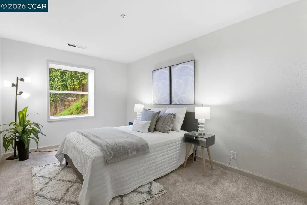 7075 Elverton Drive Oakland CA 94611