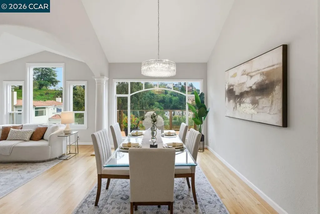 7075 Elverton Drive Oakland CA 94611