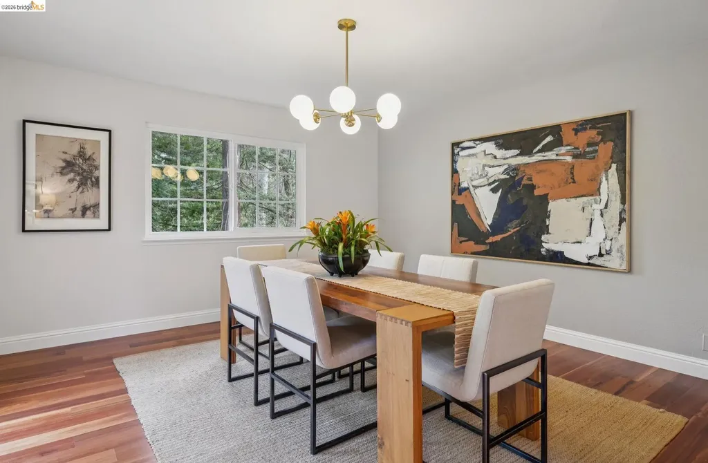 6785 Aitken Drive Oakland CA 94611