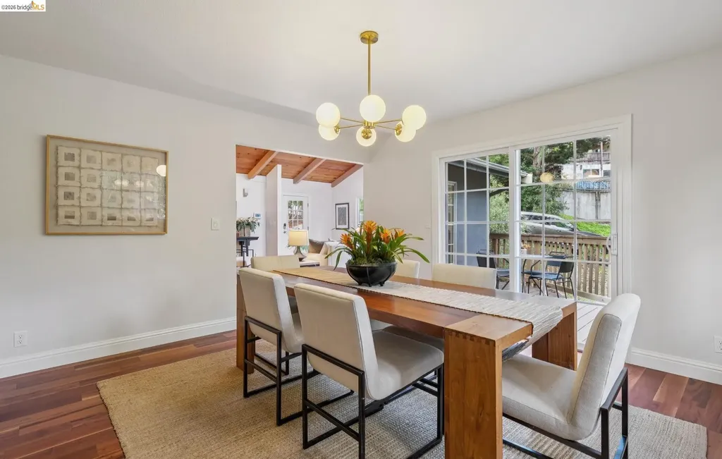6785 Aitken Drive Oakland CA 94611
