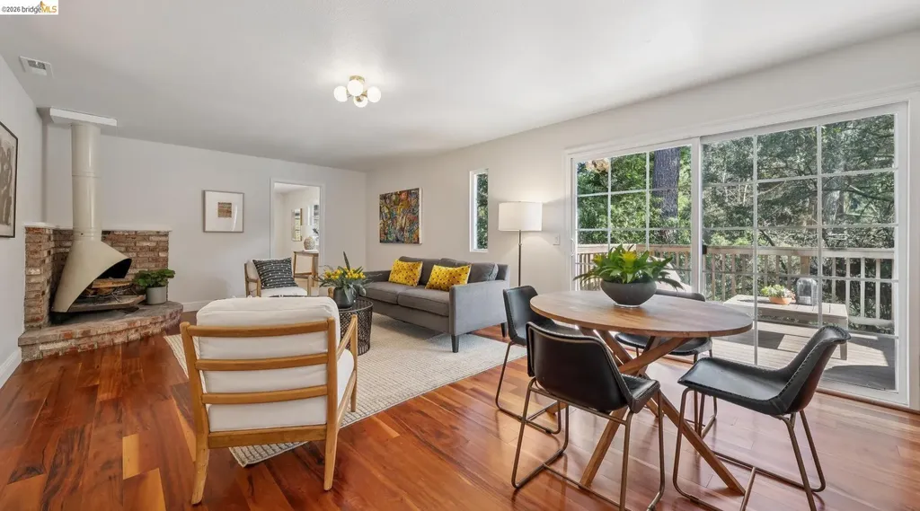 6785 Aitken Drive Oakland CA 94611