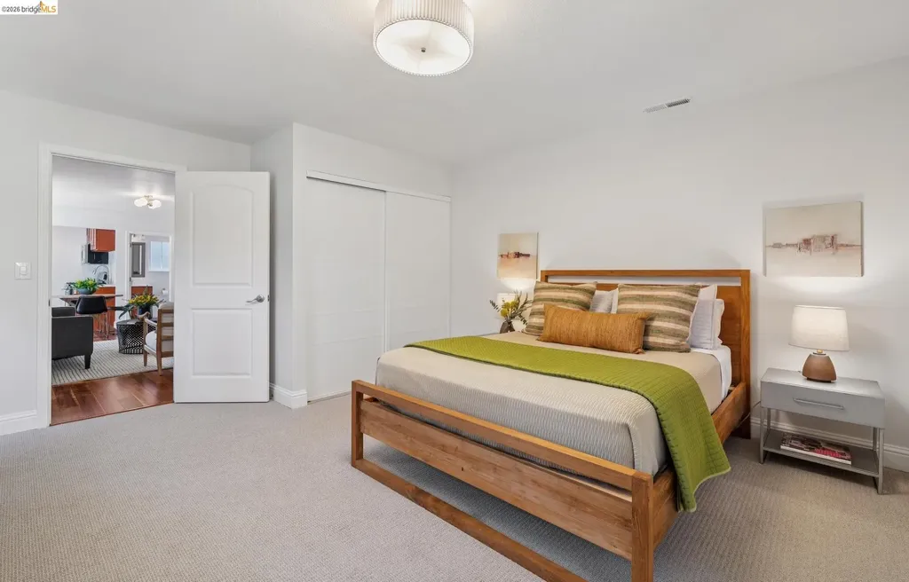 6785 Aitken Drive Oakland CA 94611