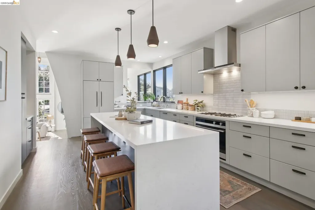 6356 Broadway Terrace Oakland CA 94618