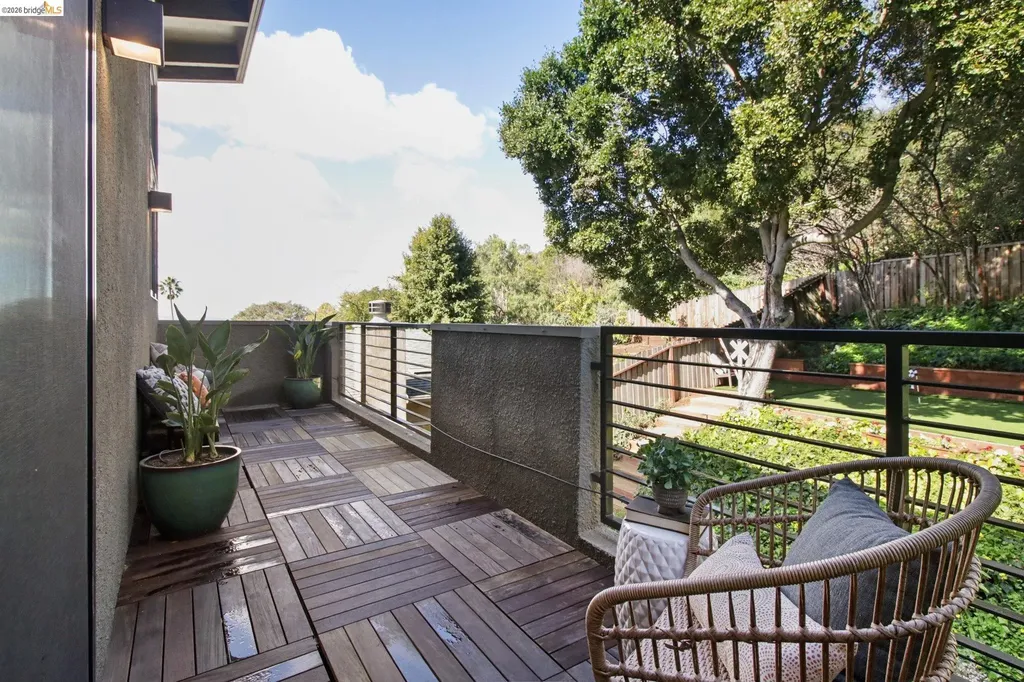 6356 Broadway Terrace Oakland CA 94618