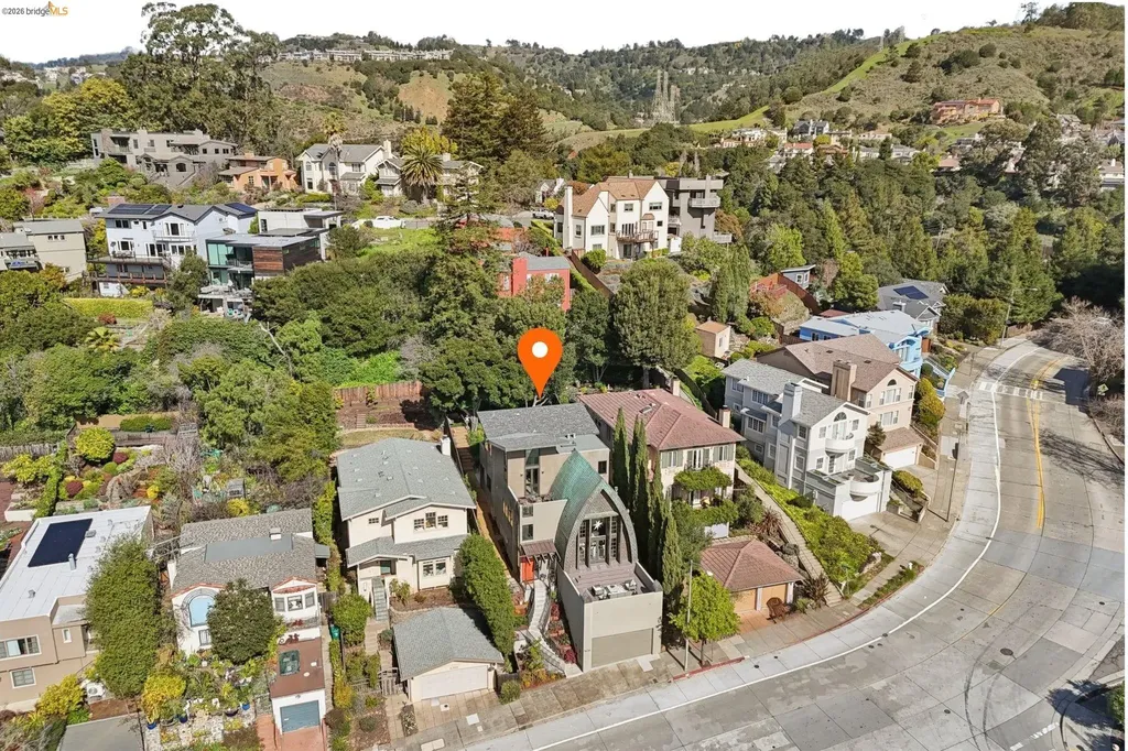 6356 Broadway Terrace Oakland CA 94618