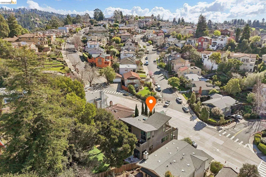 6356 Broadway Terrace Oakland CA 94618