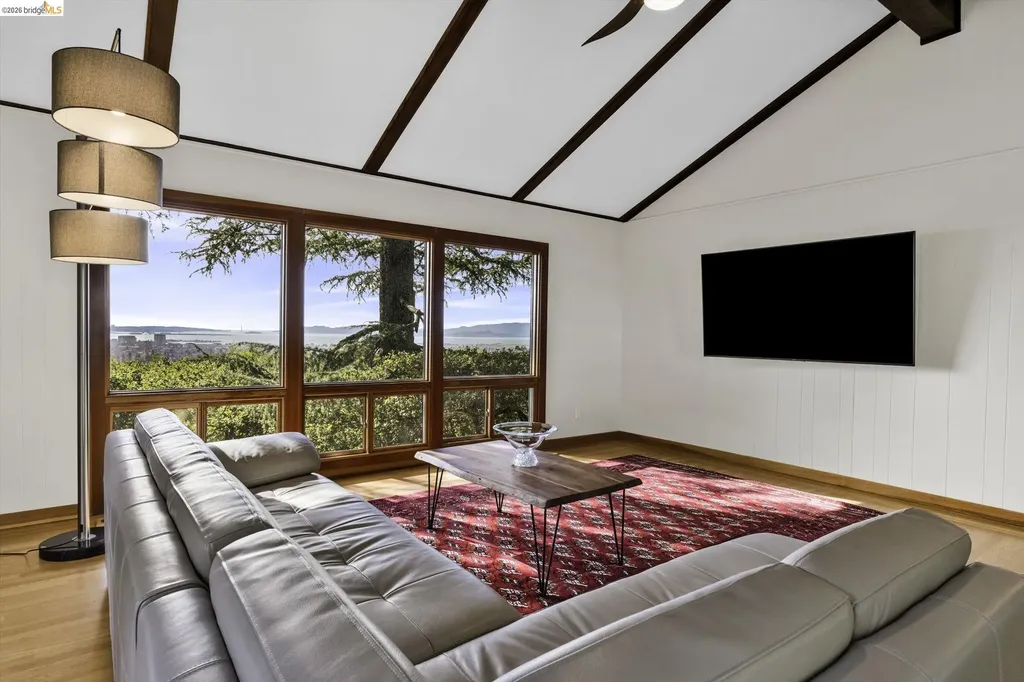 641 Alvarado Road Berkeley CA 94705