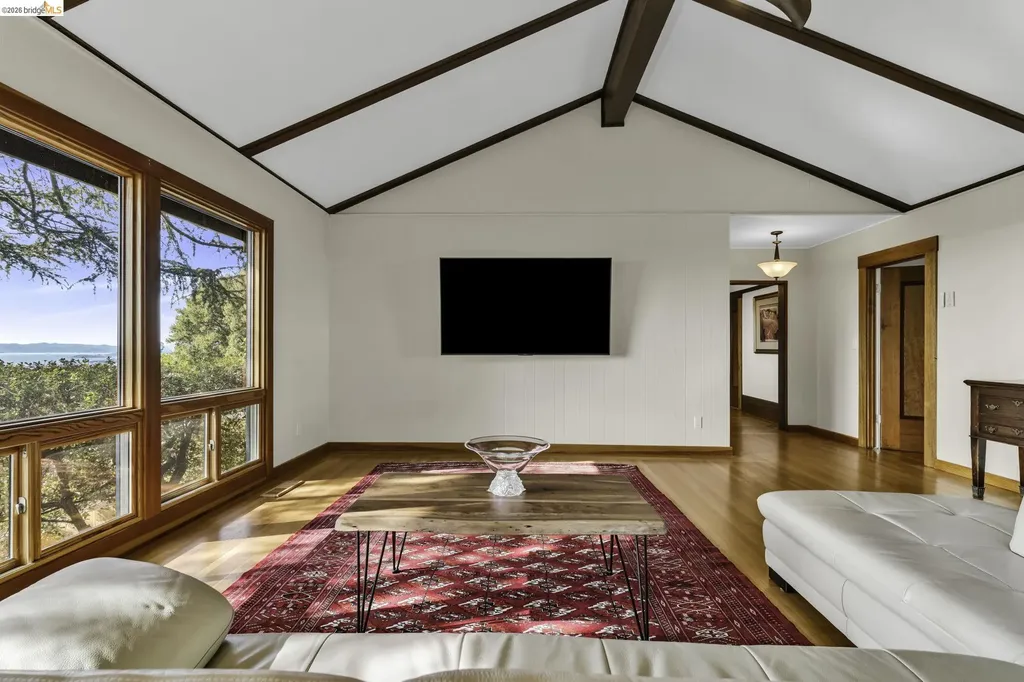 641 Alvarado Road Berkeley CA 94705