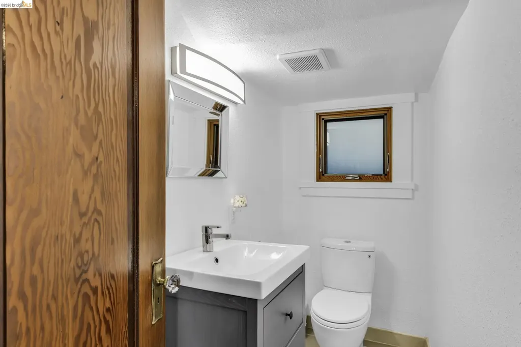 641 Alvarado Road Berkeley CA 94705