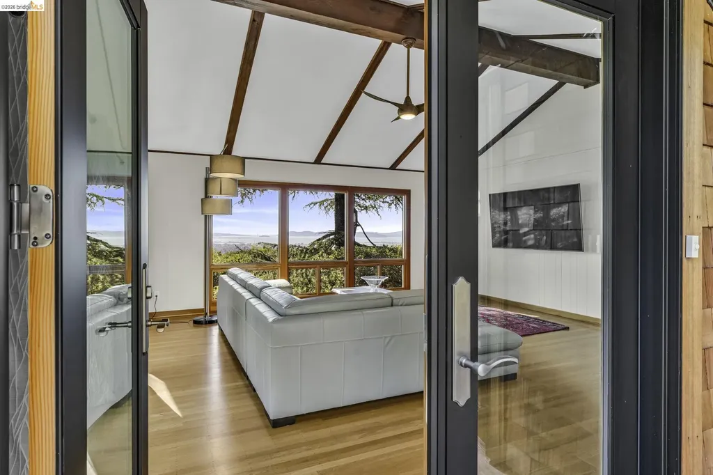 641 Alvarado Road Berkeley CA 94705