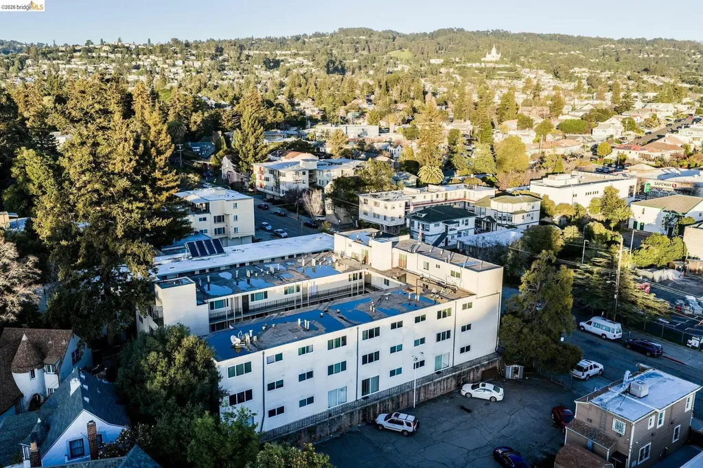3525 Dimond Oakland CA 94602