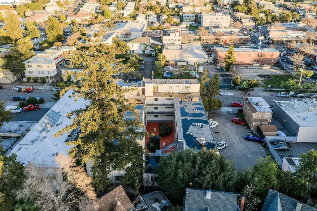 3525 Dimond Oakland CA 94602
