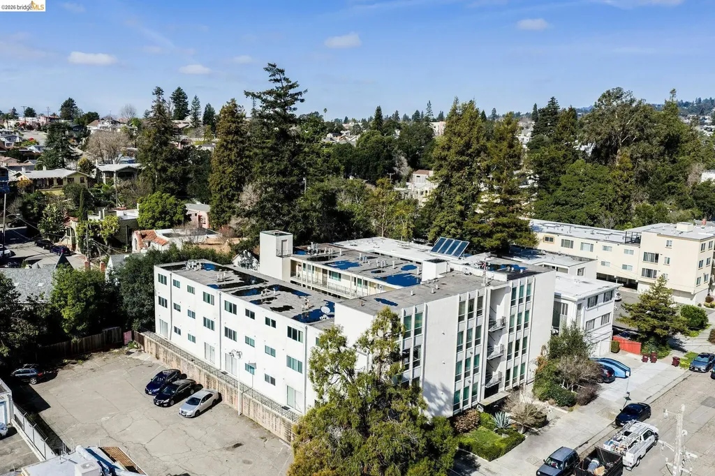 3525 Dimond Oakland CA 94602