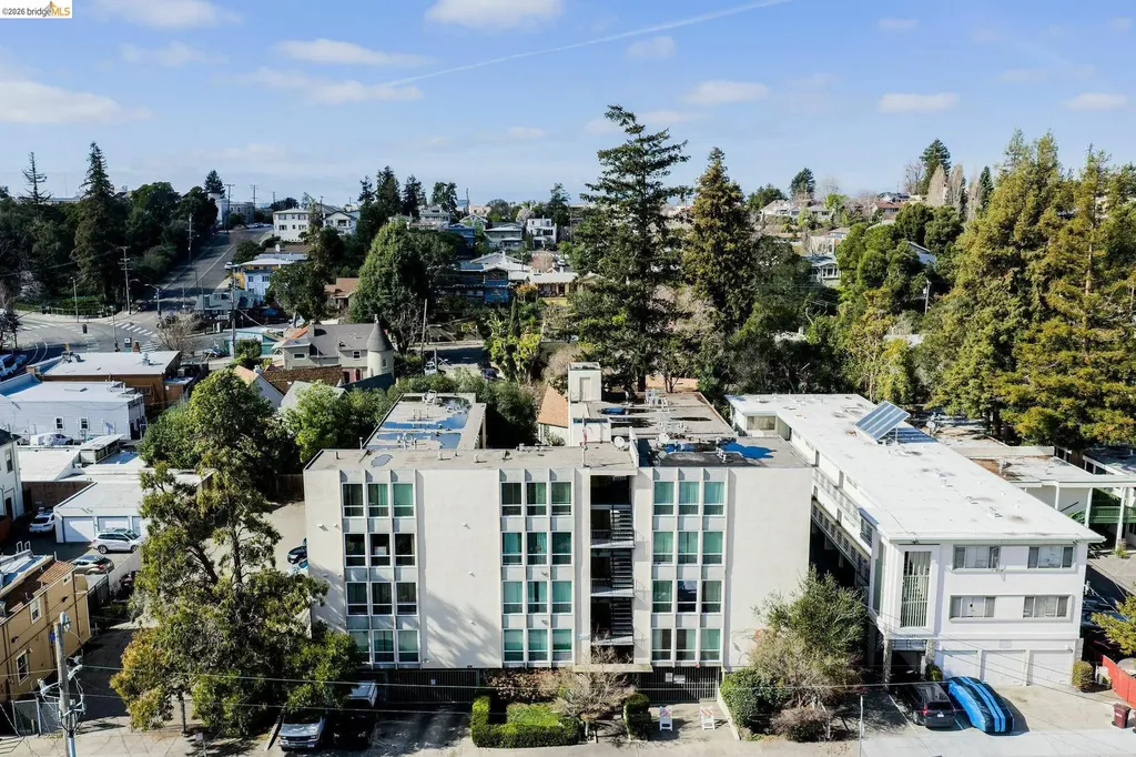 3525 Dimond Oakland CA 94602