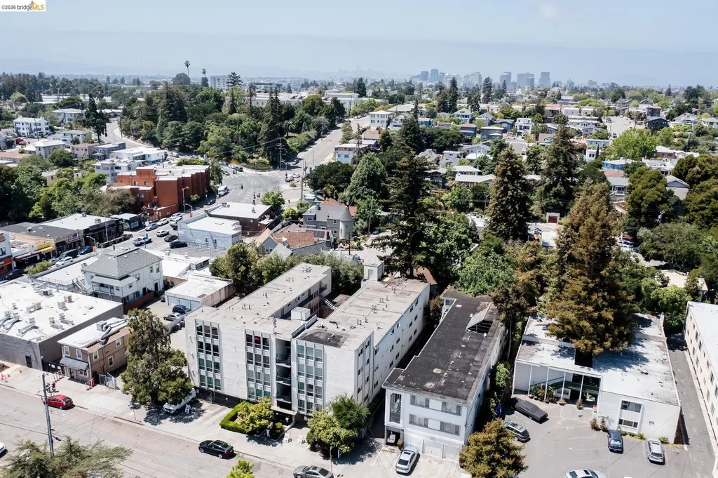 3525 Dimond Oakland CA 94602