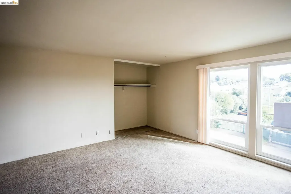 3525 Dimond Oakland CA 94602
