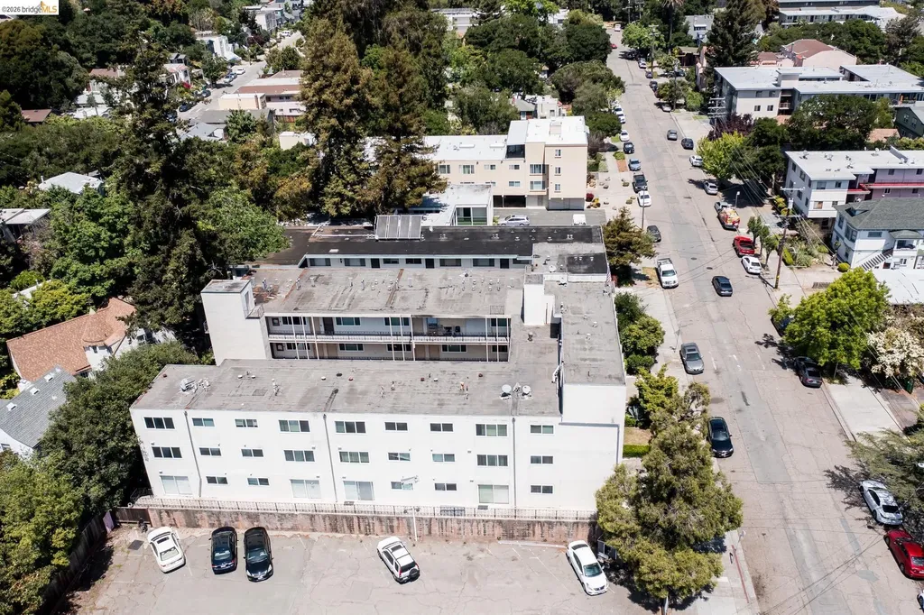 3525 Dimond Oakland CA 94602