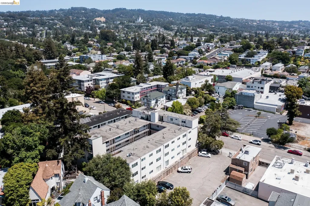 3525 Dimond Oakland CA 94602
