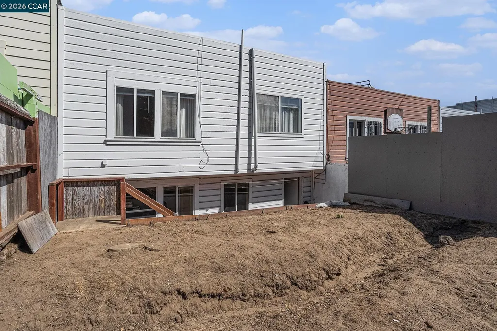 841 Ocean Avenue San Francisco CA 94112