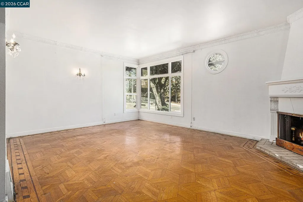 841 Ocean Avenue San Francisco CA 94112