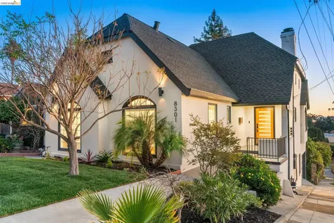 8301 Ney Avenue Oakland CA 94605