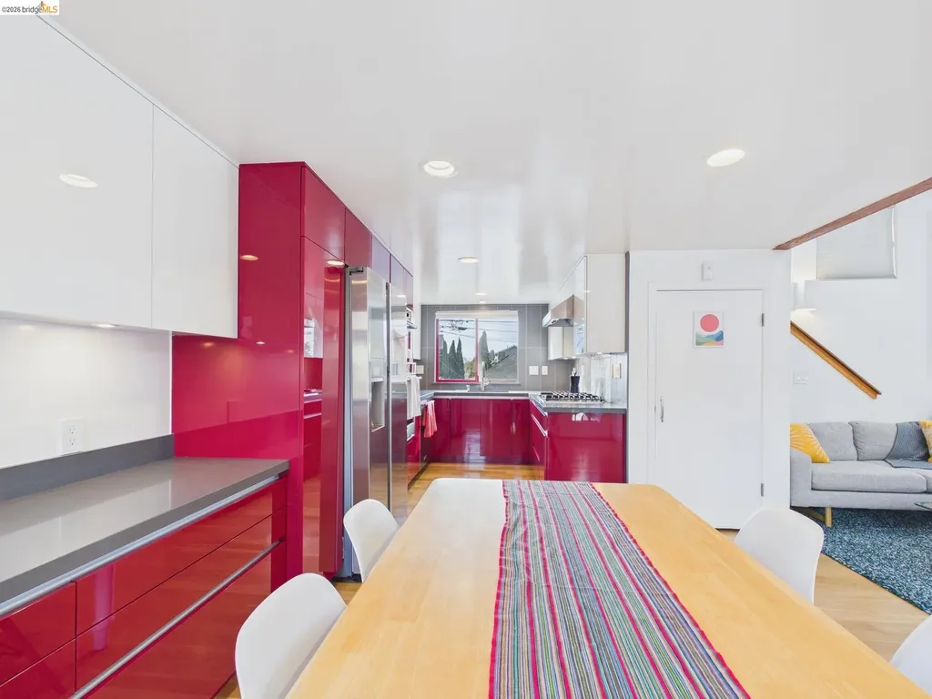 2932 Filbert Street Oakland CA 94608