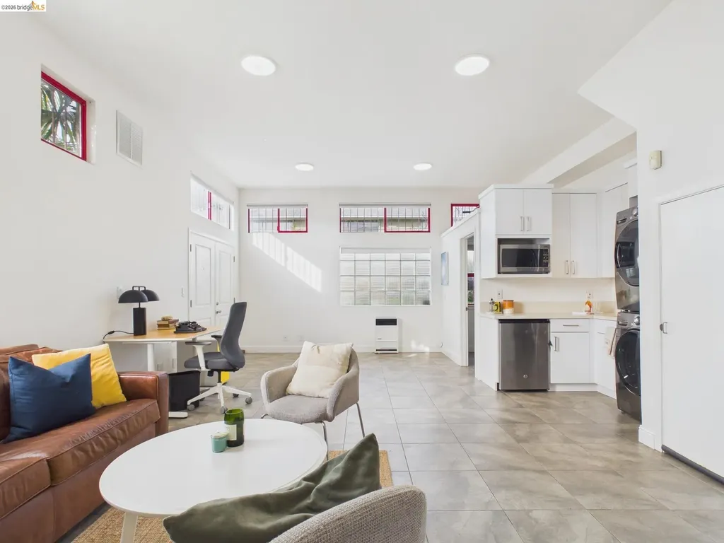 2932 Filbert Street Oakland CA 94608