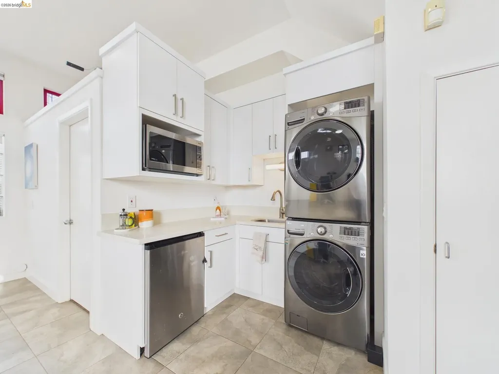 2932 Filbert Street Oakland CA 94608