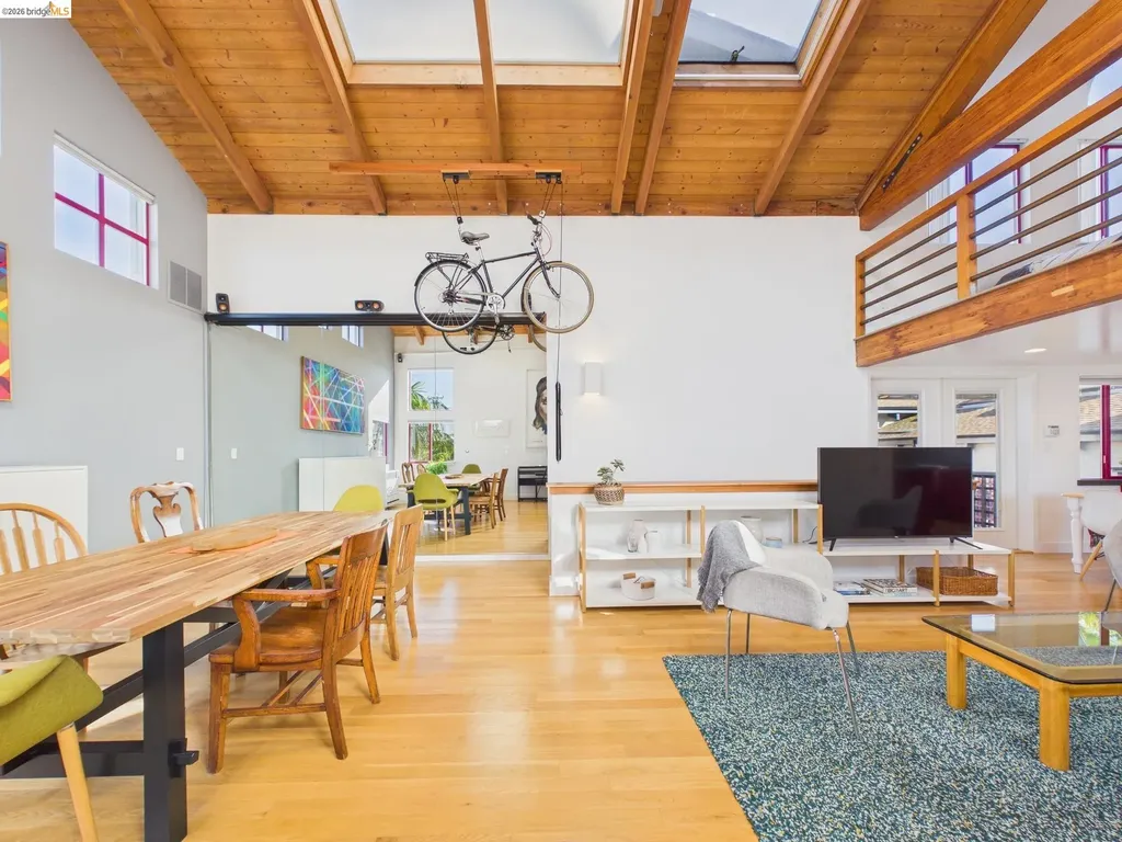 2932 Filbert Street Oakland CA 94608