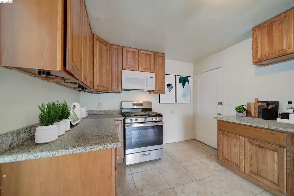 844 37th Street Richmond CA 94805