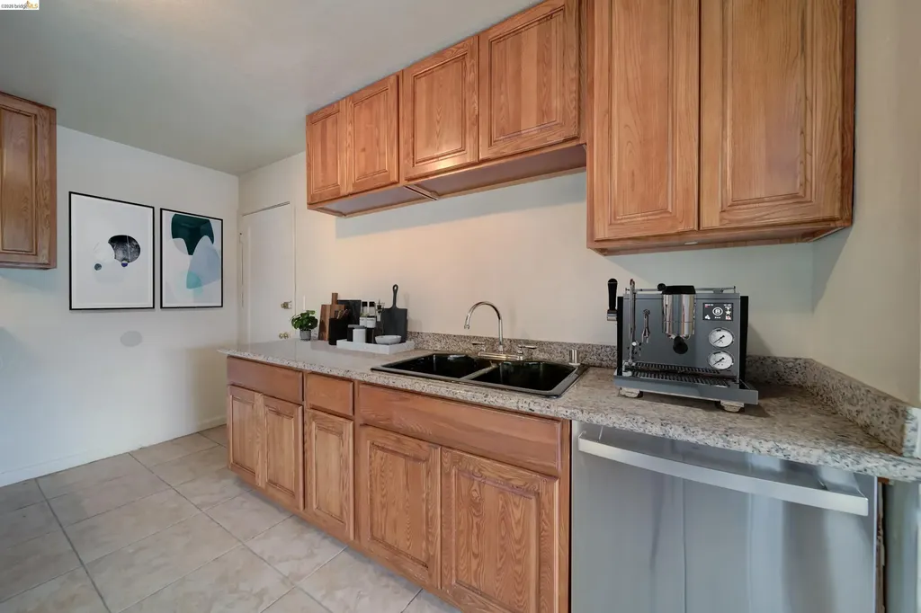 844 37th Street Richmond CA 94805