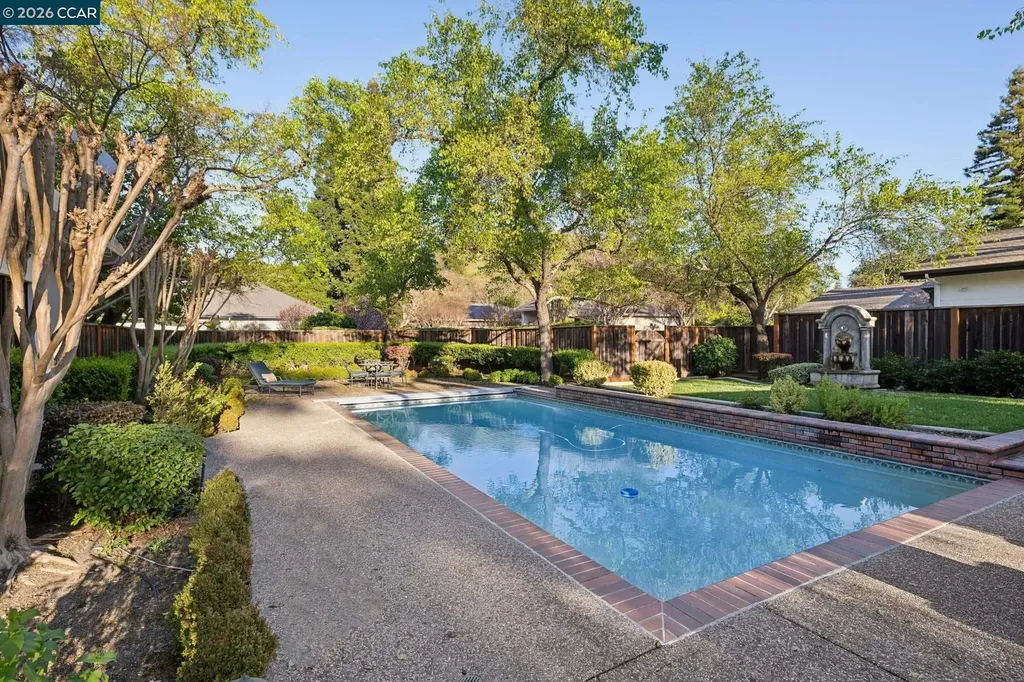 25 Woodland Drive Alamo CA 94507