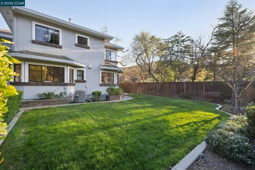 25 Woodland Drive Alamo CA 94507