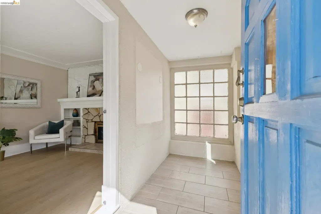 1983 38th Avenue Oakland CA 94601