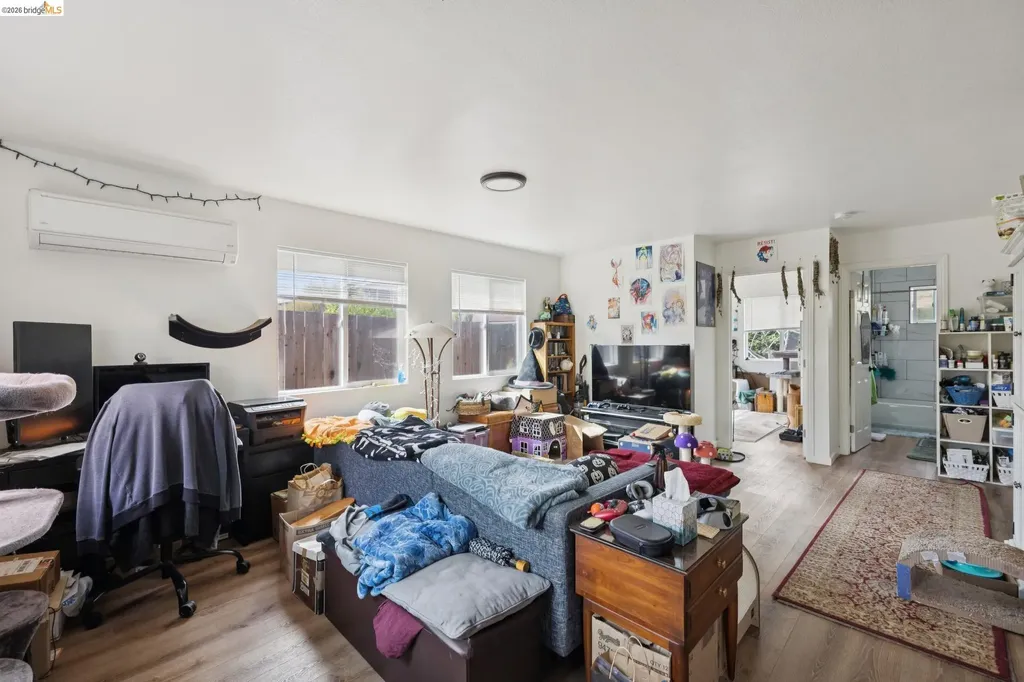 1983 38th Avenue Oakland CA 94601