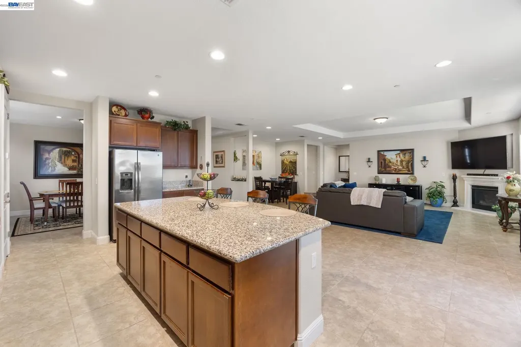 2233 Demartini Lane Brentwood CA 94513